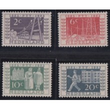 F-EX63522 NEDERLAND NETHERLAND MH 1952 CENTENARY POSTAL STAMP SERVICE.