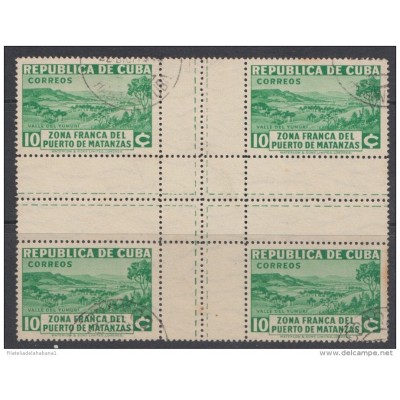 1936-143. CUBA. REPUBLICA. 1936. Ed.255-262. BLOCK 4 CON GOMA MANCHADA. CORREO AEREO INTERNACIONAL. SERIE COMPLETA.