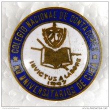 PIN-37  CUBA HISTORICAL PIN COLEGIO DE CONTADORES.