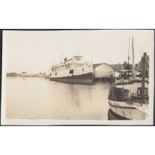 POS-362 CUBA PHOTOGRAPHIC POSTCARD PINES IS. CIRCA 1940. VAPOR PINERO EN NUEVA GERONA. SHIP PINERO. UNUSED.