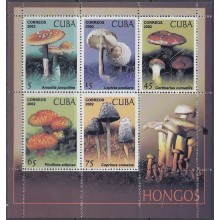 2002.177 CUBA MNH SPECIAL FORMAT MUSROOAD ONLY 10.000 HONGOS