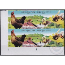 2018.143 CUBA 2018 MNH 65c UPAEP PROOF IMPERFORATE ABEJAS BEE CHIKEN ROOSTER AVES BIRD.